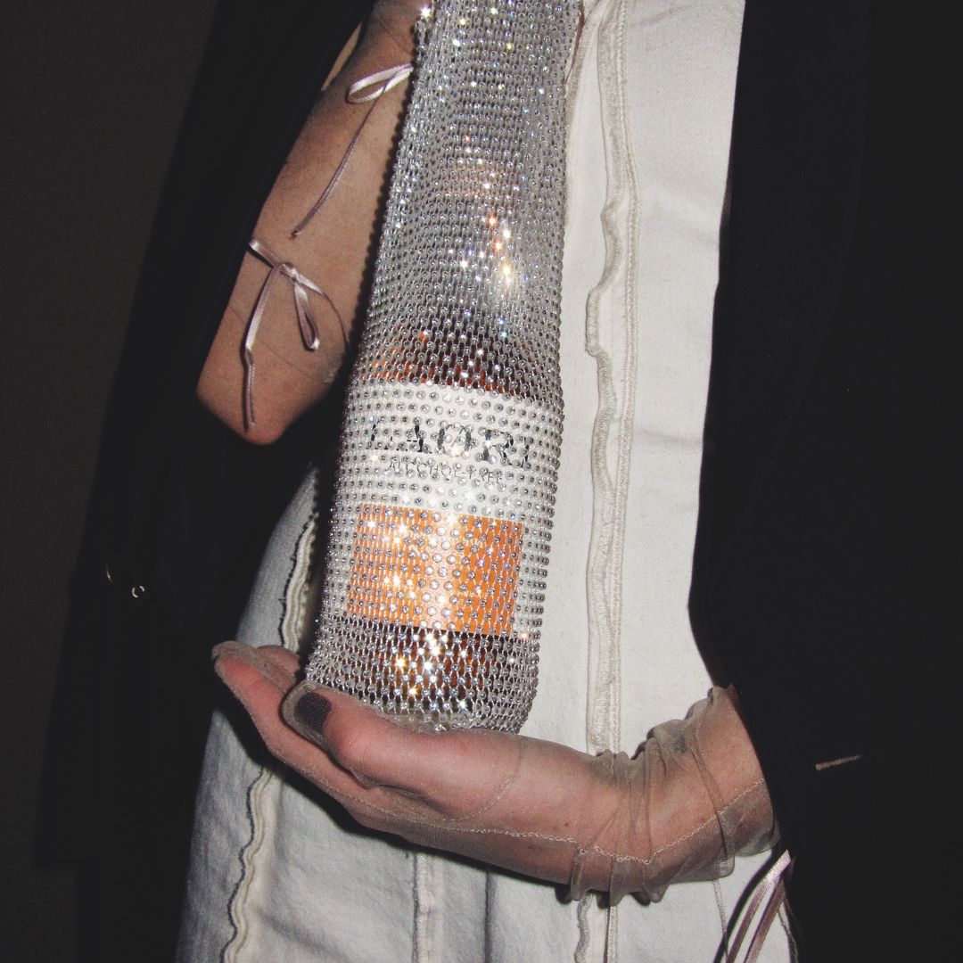 Glitzer bag - the perfect companion for your Laori bottle