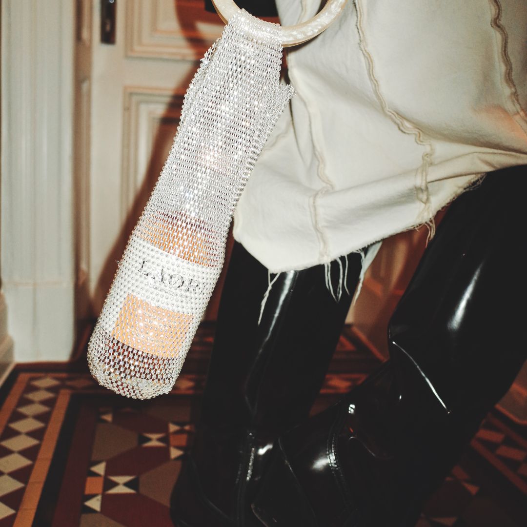 Glitzer bag - the perfect companion for your Laori bottle