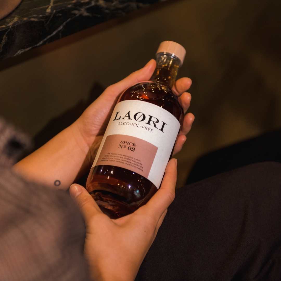 LECKERES PROBIERSET: ALLE LAORI ALTERNATIVEN MIT GLITZER SPRITZ