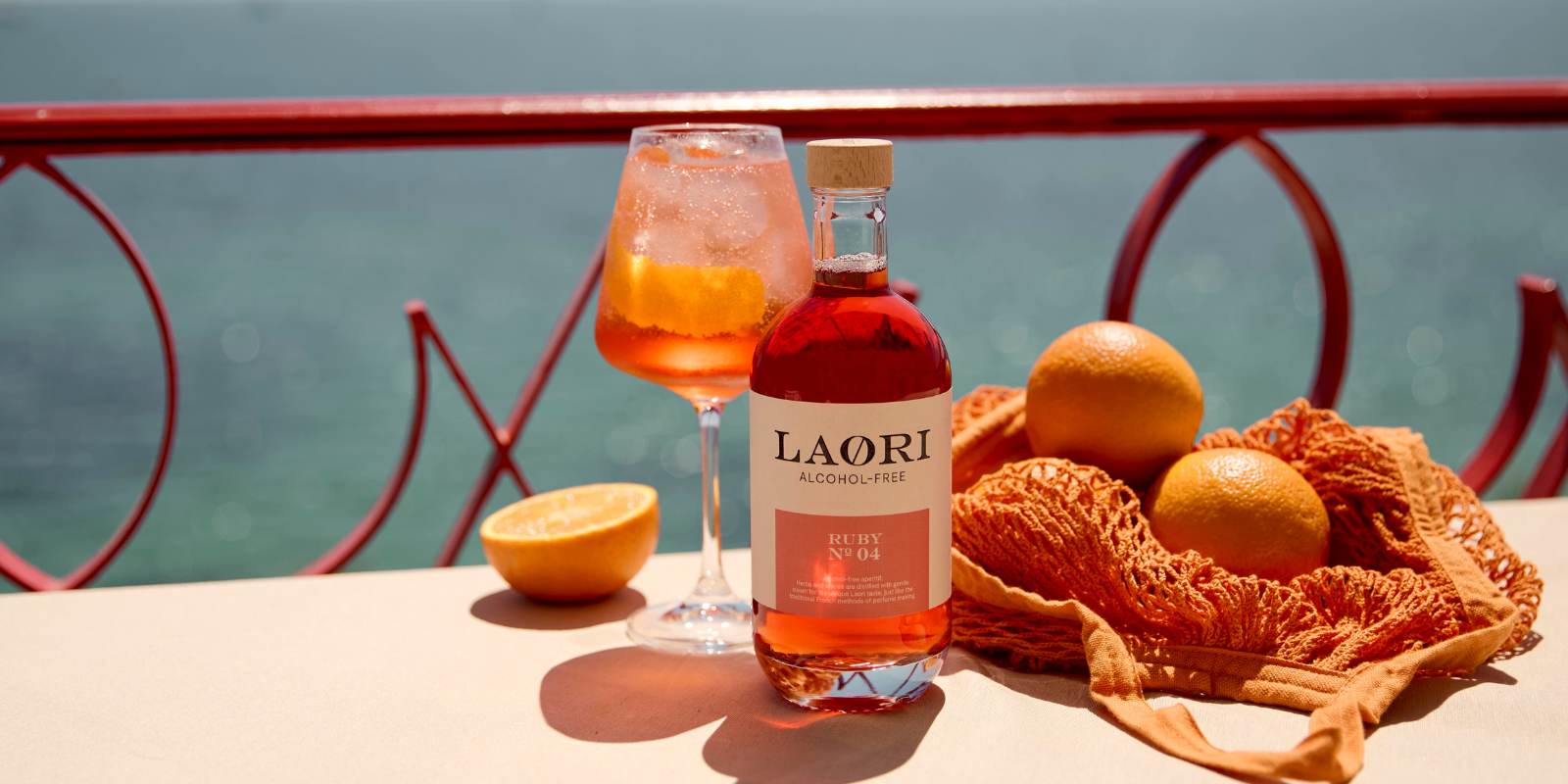 Alkoholfreier Spritz mit Laori Ruby No 04