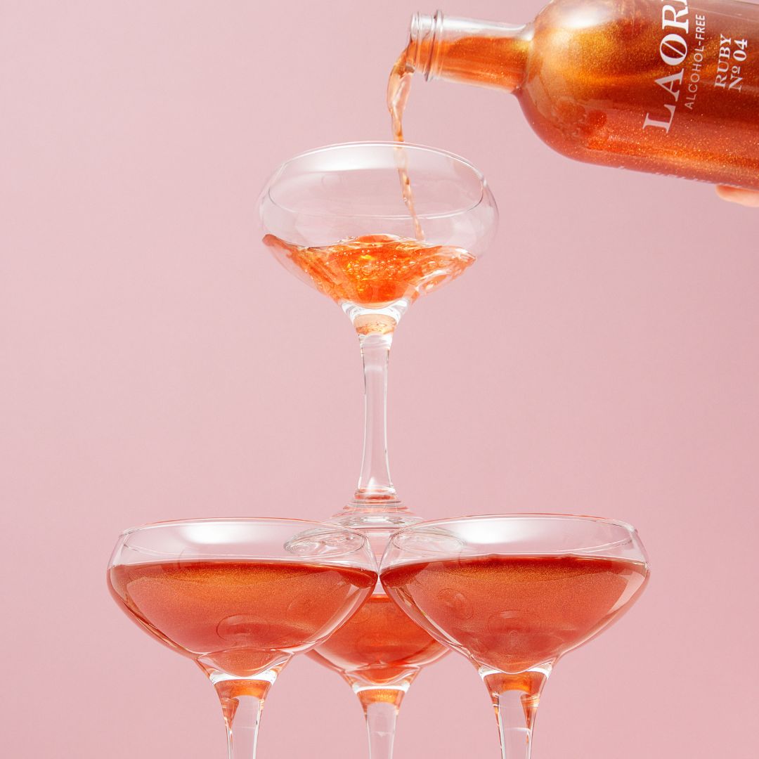 Non-alcoholic test set with 4 variety-limited Girl Power Edition